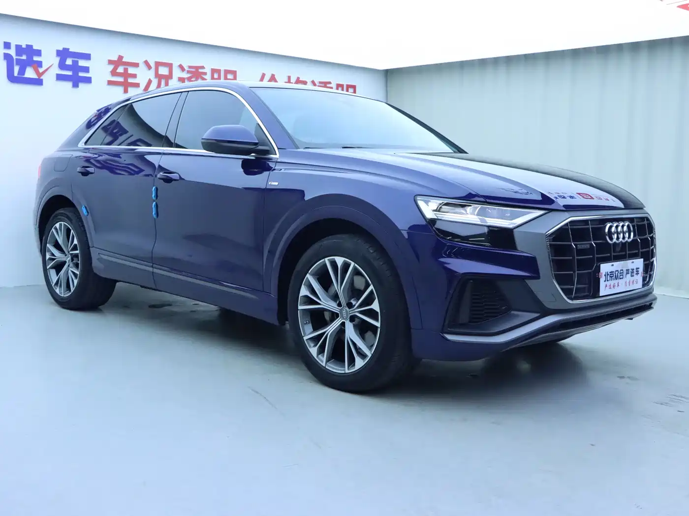 Audi Q8 2019 55 TFSI Luxury Dynamic фото 2