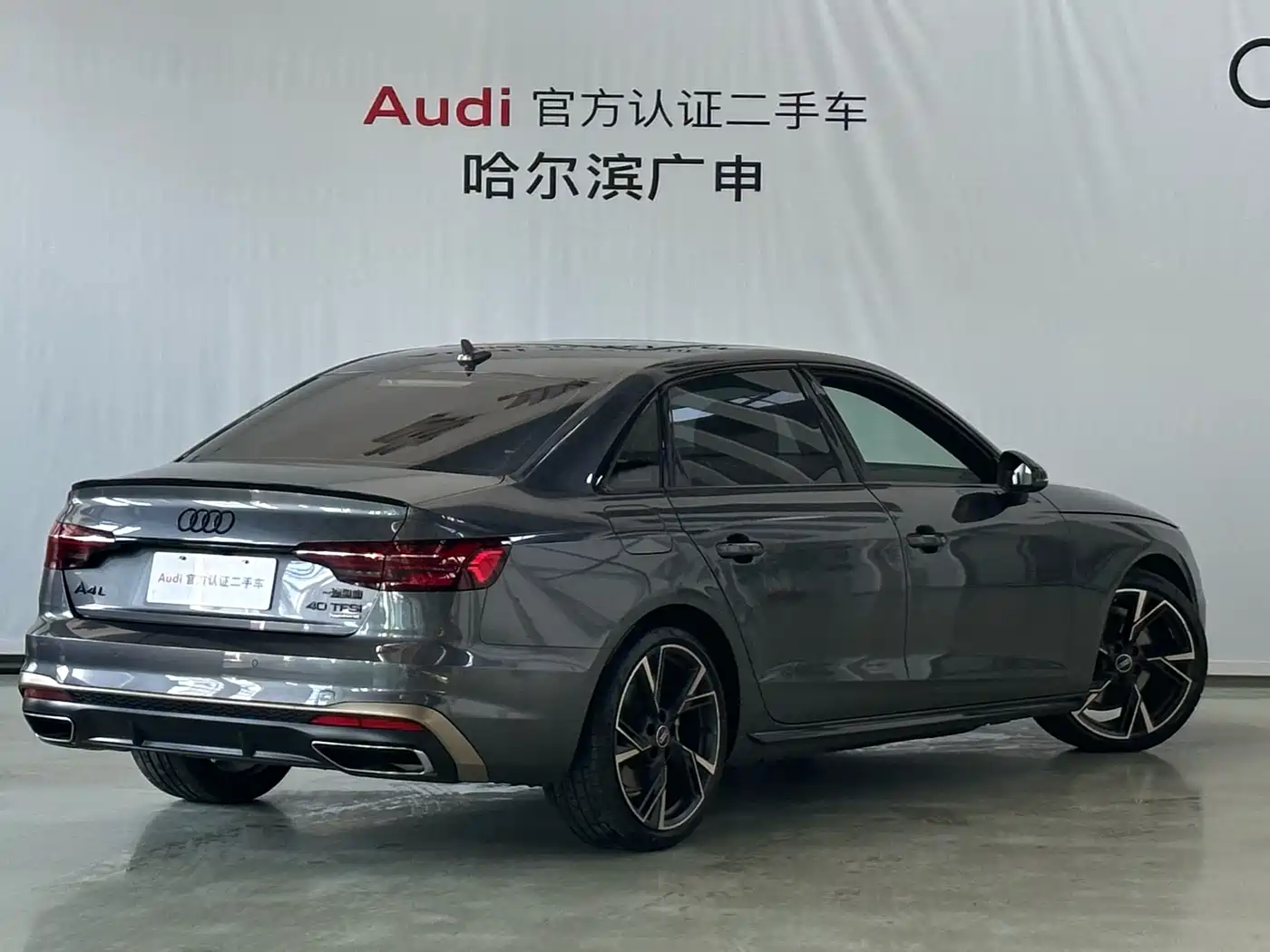 Audi A4L 2023 40 TFSI quattro Luxury Sport фото 2