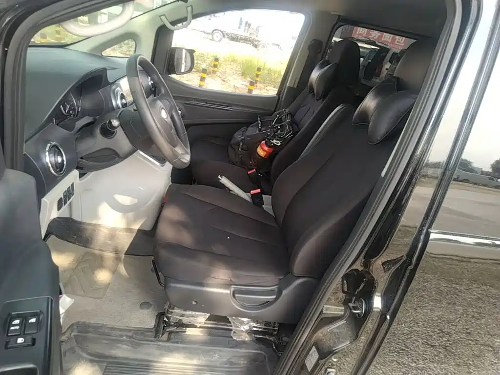  JAC Refine JAC Refine M3 2025 PLUS 1.5T Manual Classic 7-Seater 15