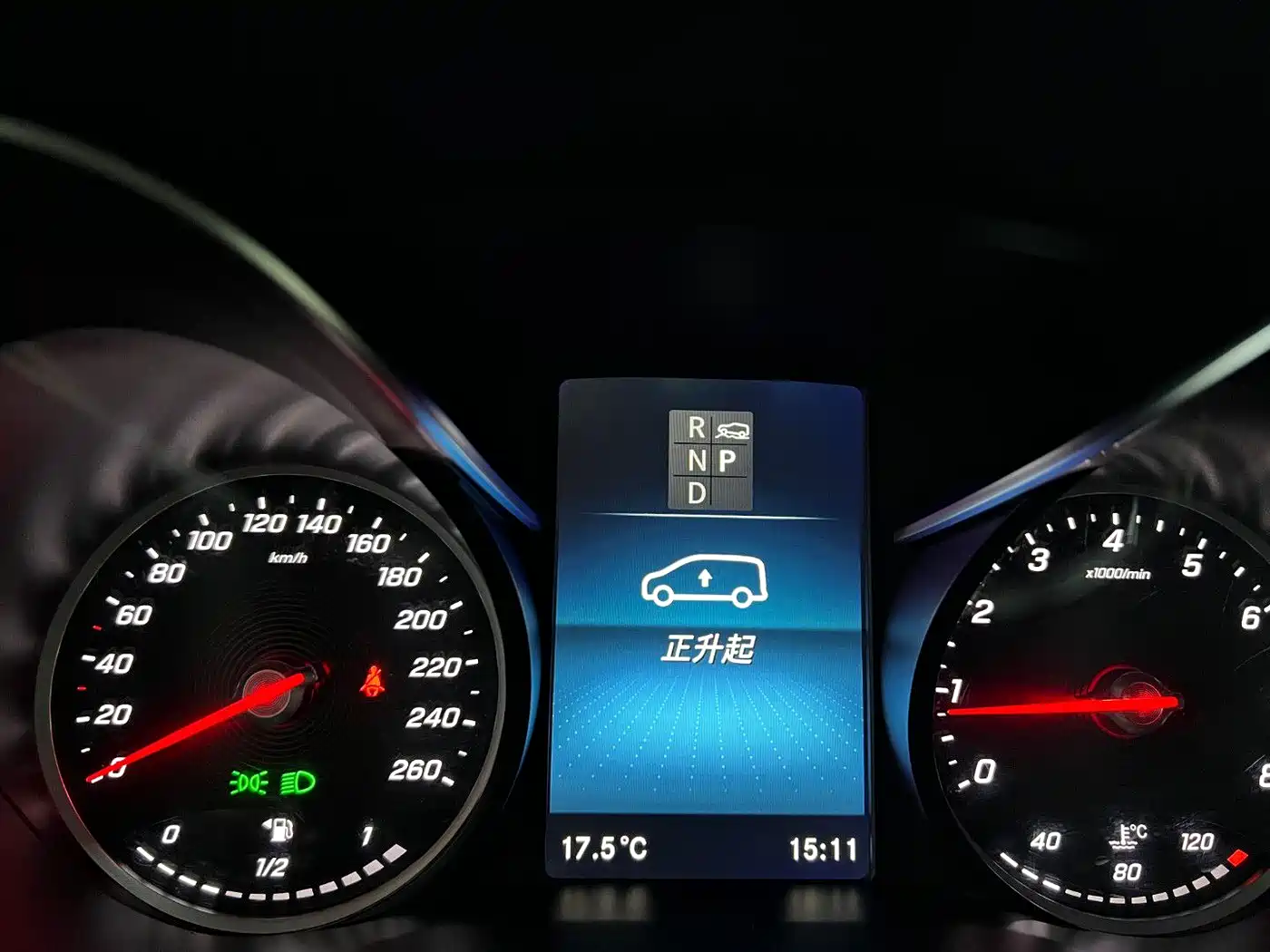 Mercedes-Benz V-Class 2021 V 260 Pilot Edition фото 5