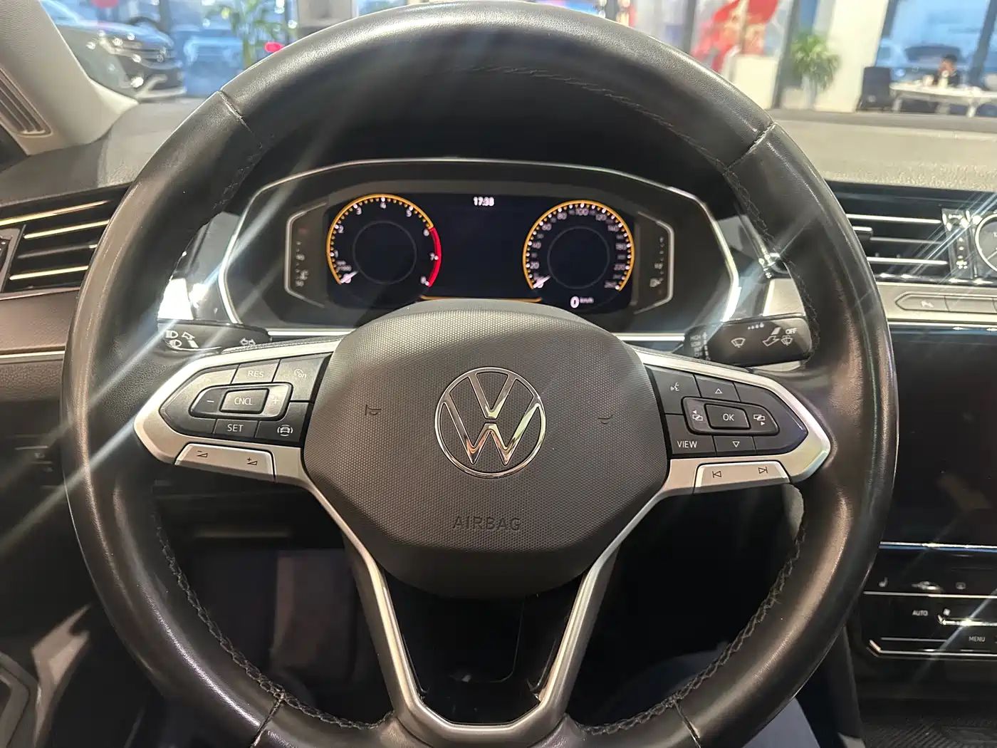 Volkswagen Magotan 2021 330TSI DSG 30th Anniversary Edition фото 12
