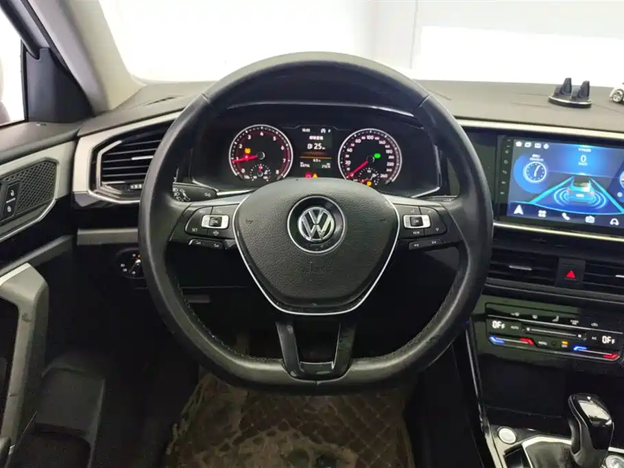 Volkswagen Tayron 2020 330TSI 2WD Luxury Smart Edition фото 15