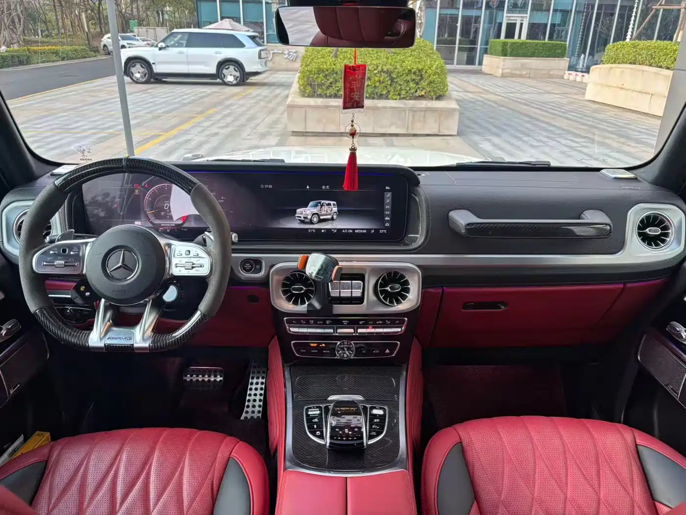 Mercedes-Benz G-Class AMG 2021 AMG G 63 фото 9