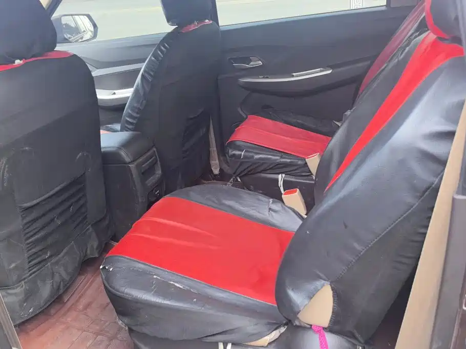 Wuling Motors Wuling Hongguang 2022 2021 1.5L S Comfort LAR
