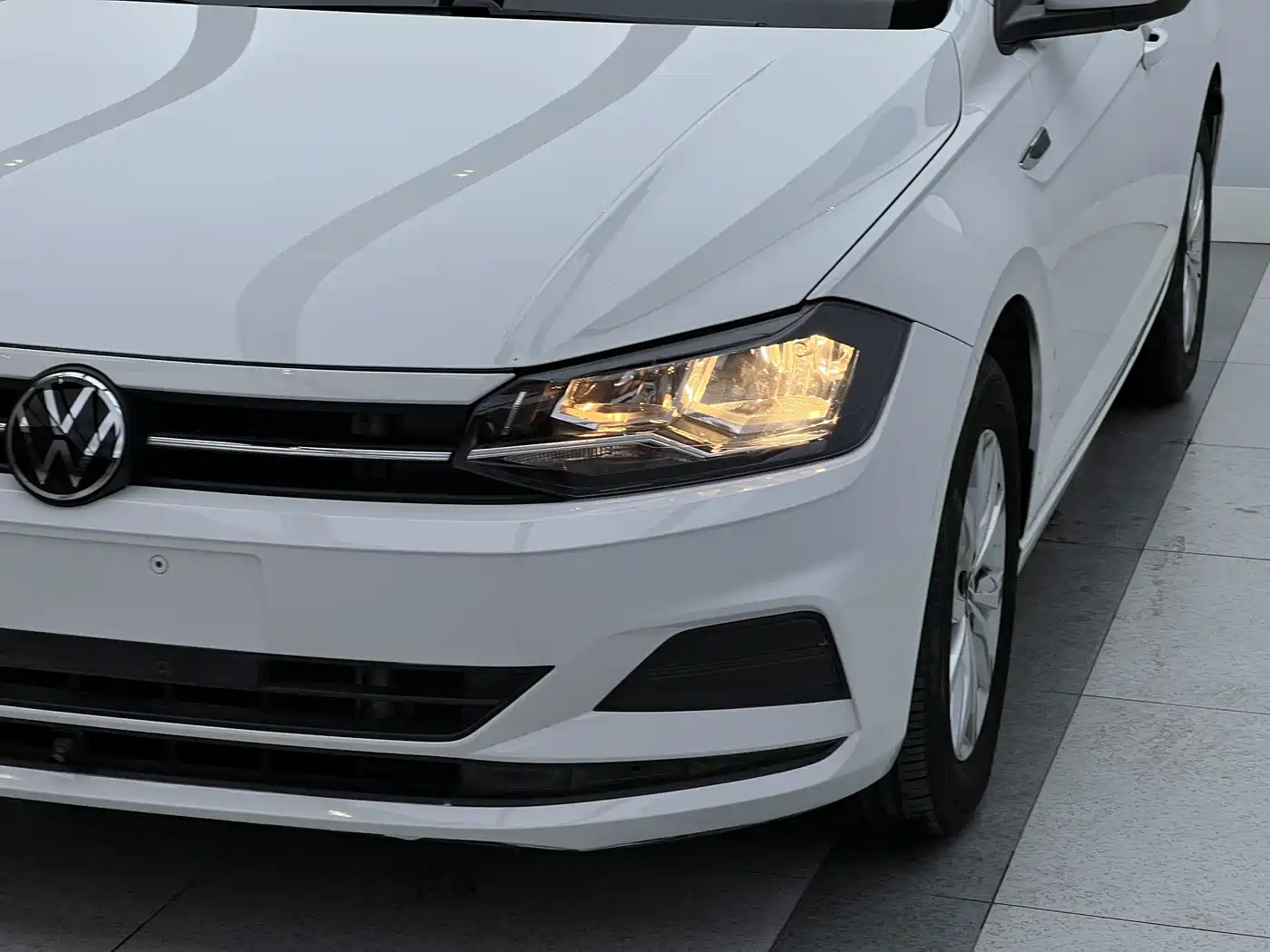 Volkswagen Polo 2021 Plus 1.5L Automatic Colorful Tech Edition фото 11