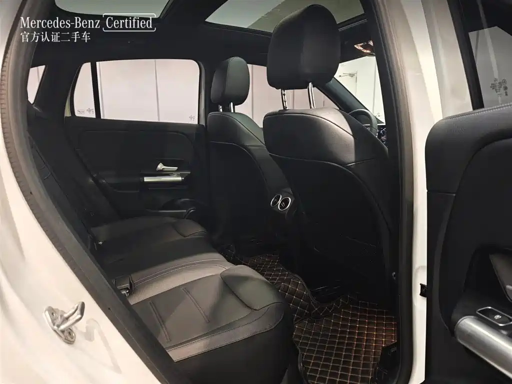 Mercedes-Benz GLA 2023 2023 GLA 220