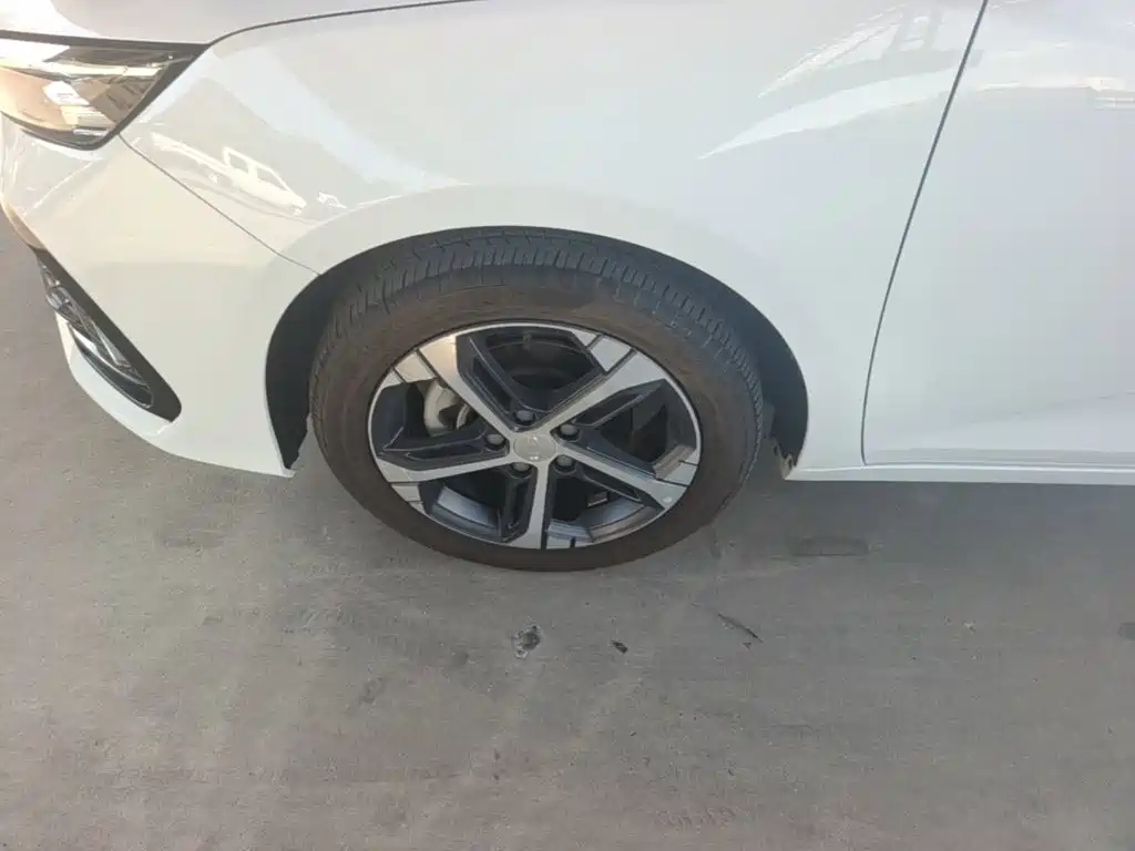 Geely Emgrand L 2022 2022 1.4T CVT Flagship