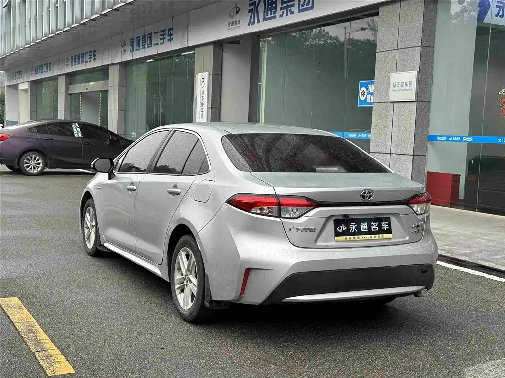 صورة 10 - Toyota Levin