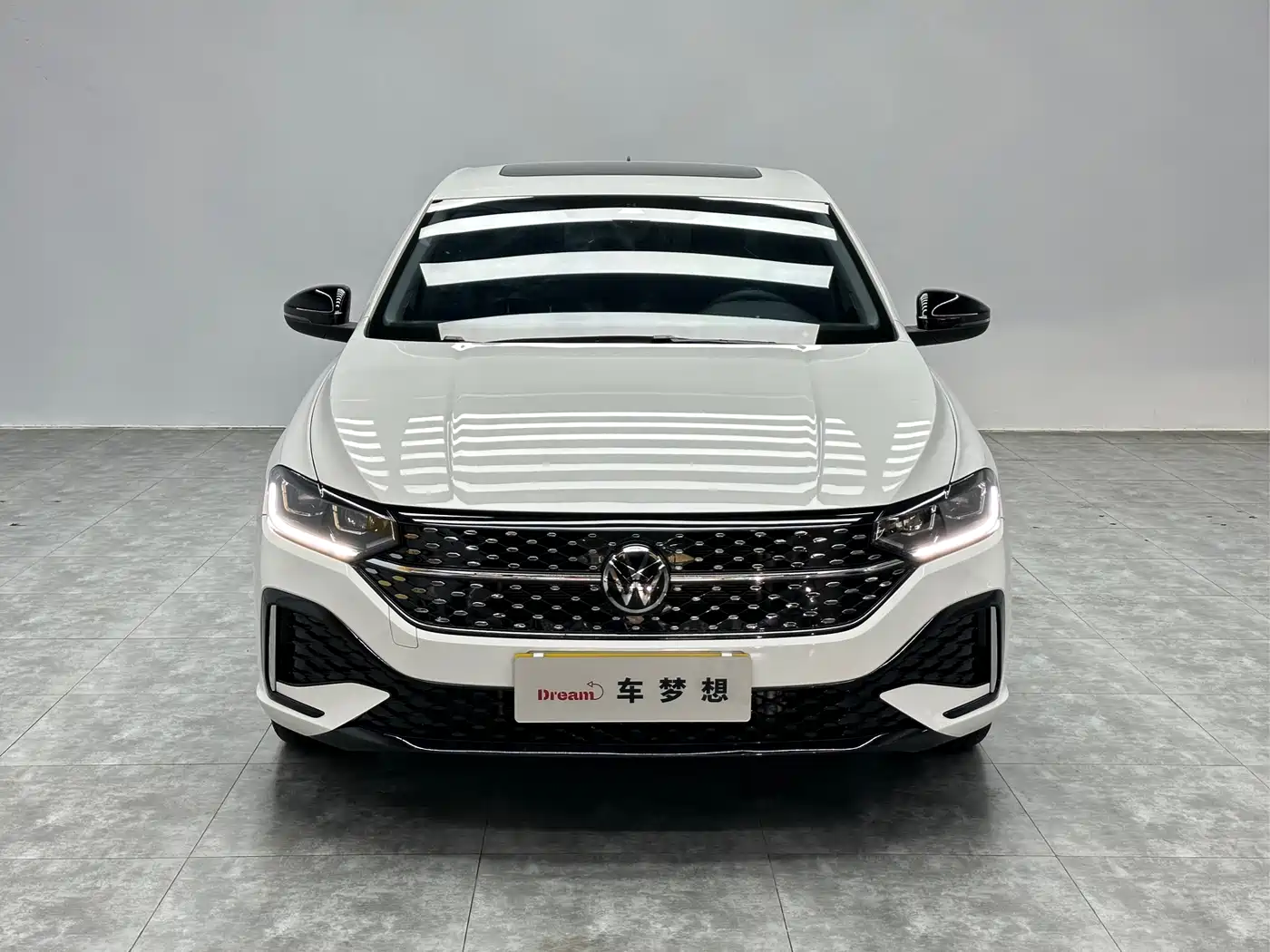 Volkswagen Lavida 2024 Model 300TSI DSG Starlight Full Comfort Edition фото 2