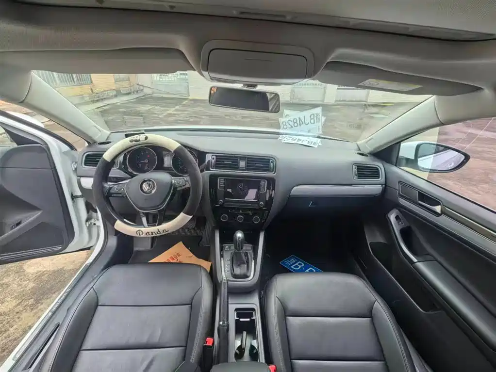 Volkswagen Sagitar 2018 280TSI DSG Comfort фото 6