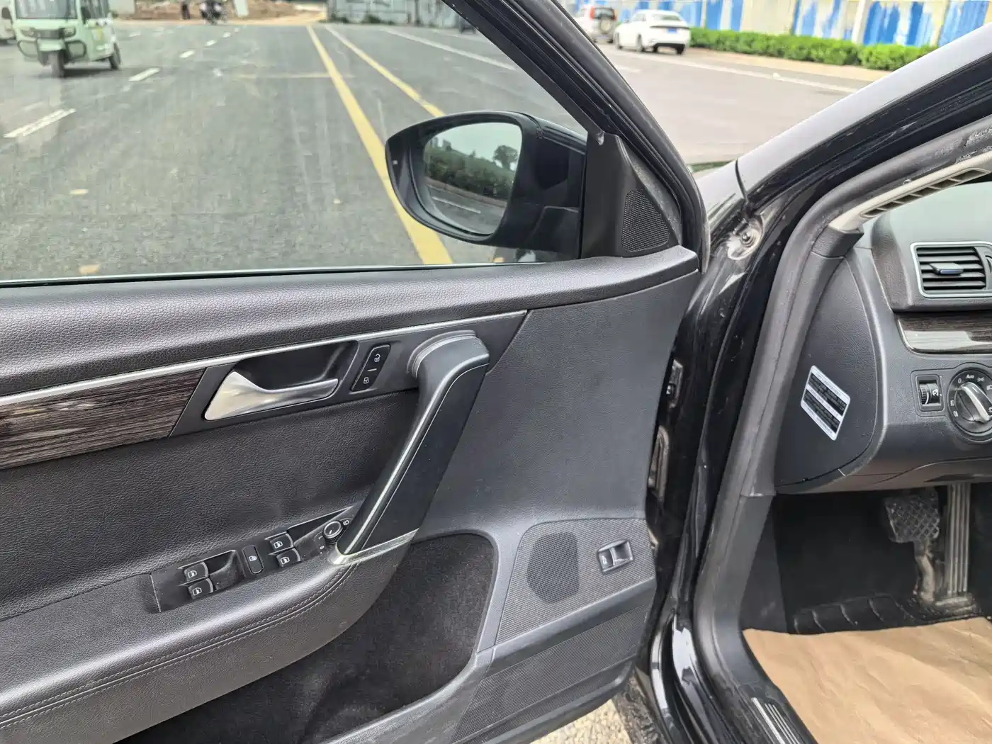 Volkswagen Magotan 2013 1.8TSI Premium фото 6