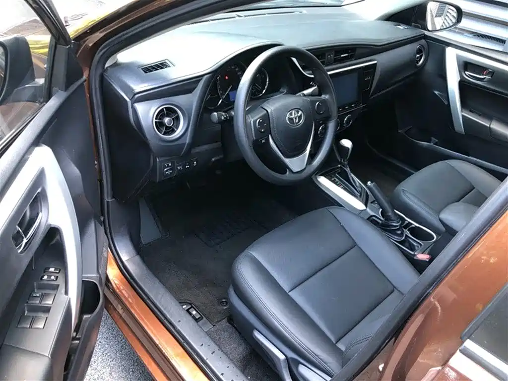 Toyota Levin 2017 Facelift 185T CVT Elite Edition China VI фото 7
