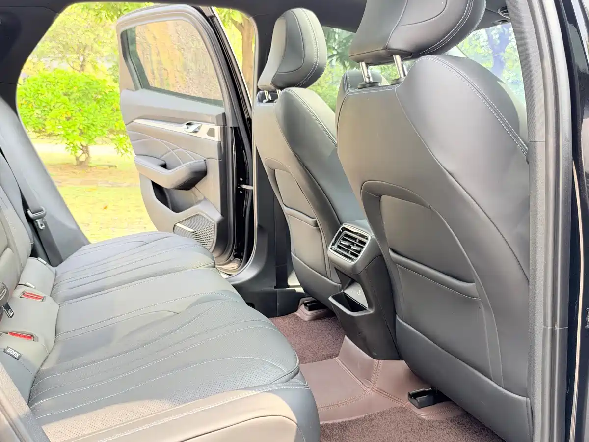 Фото 20 - Geely Preface