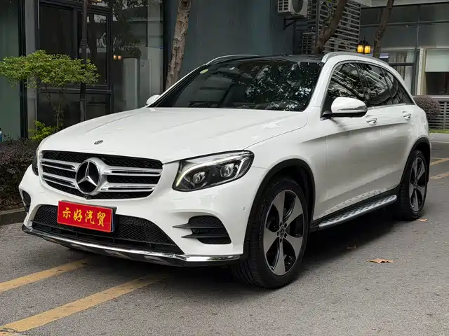 MERCEDES-BENZ GLC