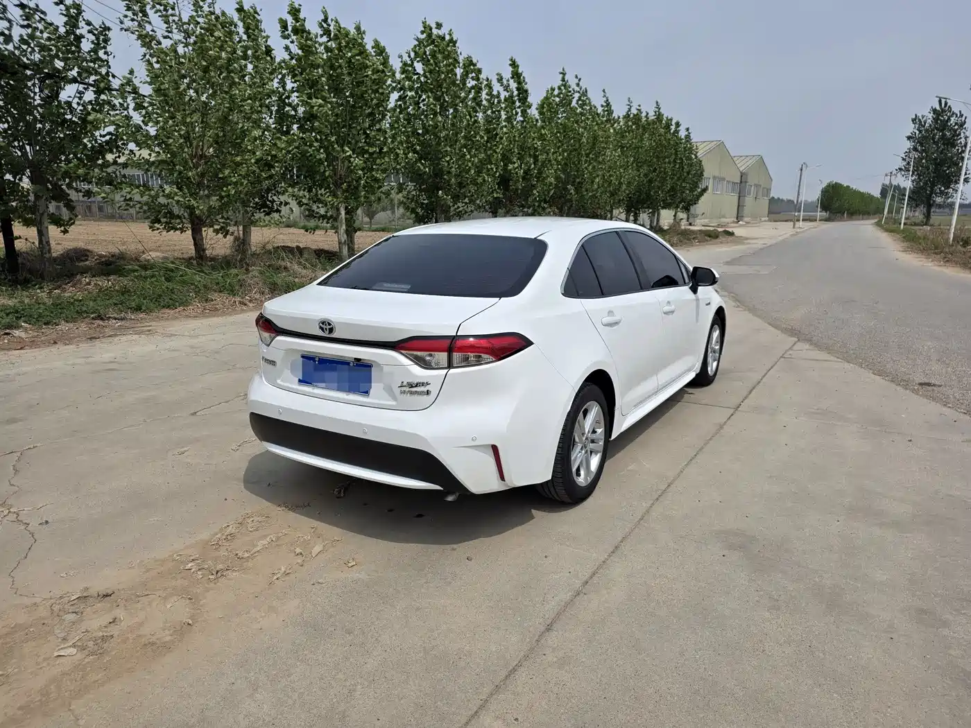 Toyota Levin 2022 Dual Engine 1.8H E-CVT Progressive Edition фото 5