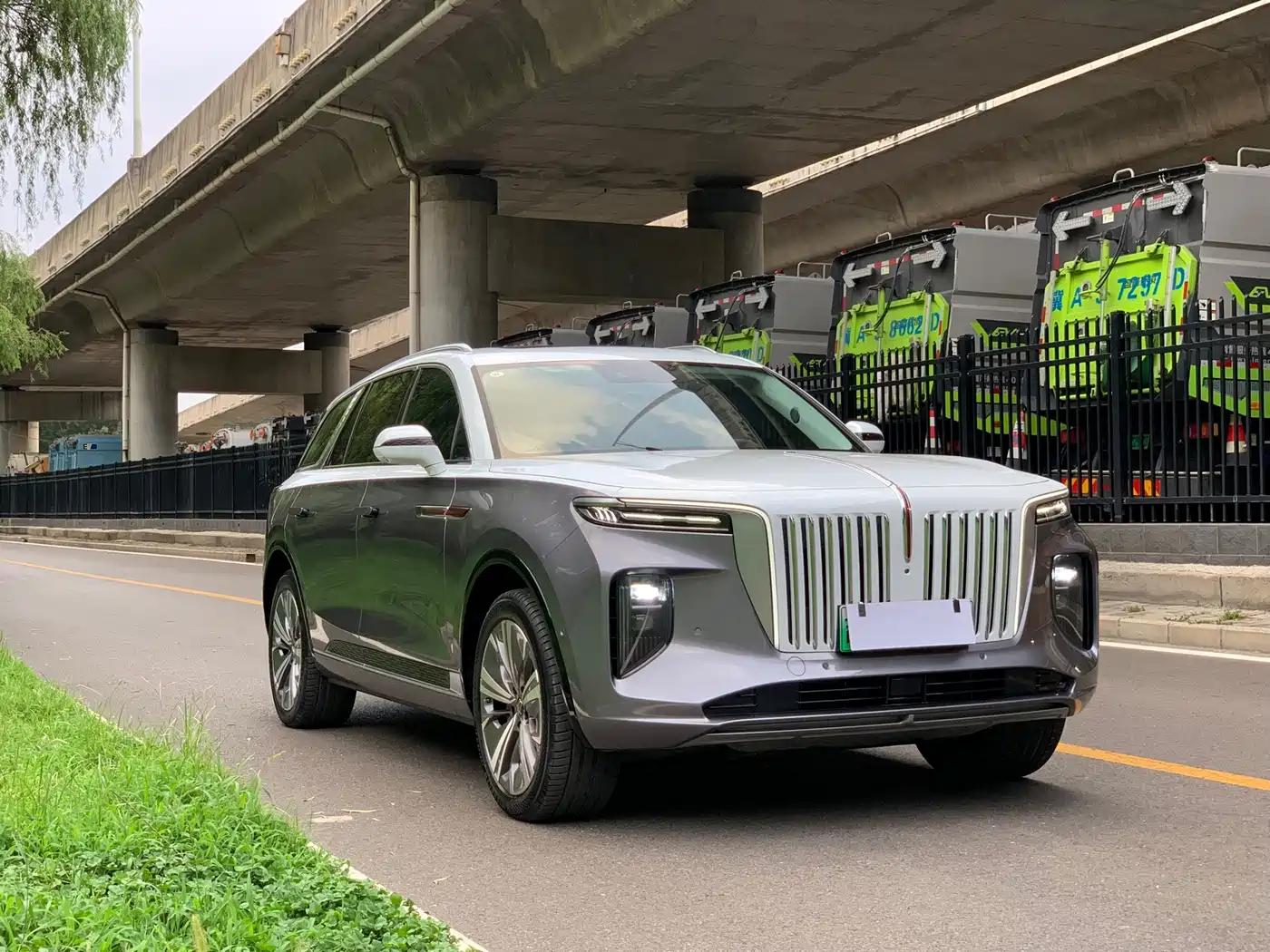 Hongqi E-HS9 2024 2021 460km Flagship Comfort 6-seater