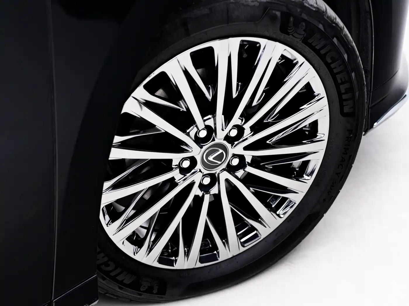 Lexus LM 2026 2025 Model 500h Six-Seater Prestige Edition