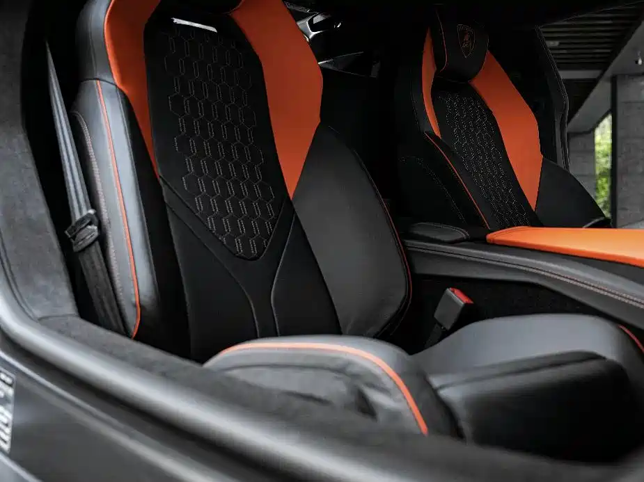 Lamborghini Revuelto 2025 2023 6.5L PHEV Standard