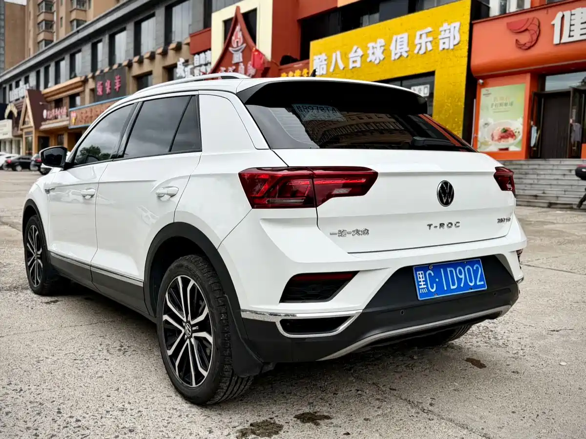 VOLKSWAGEN T-ROC EXPLORING SONGS