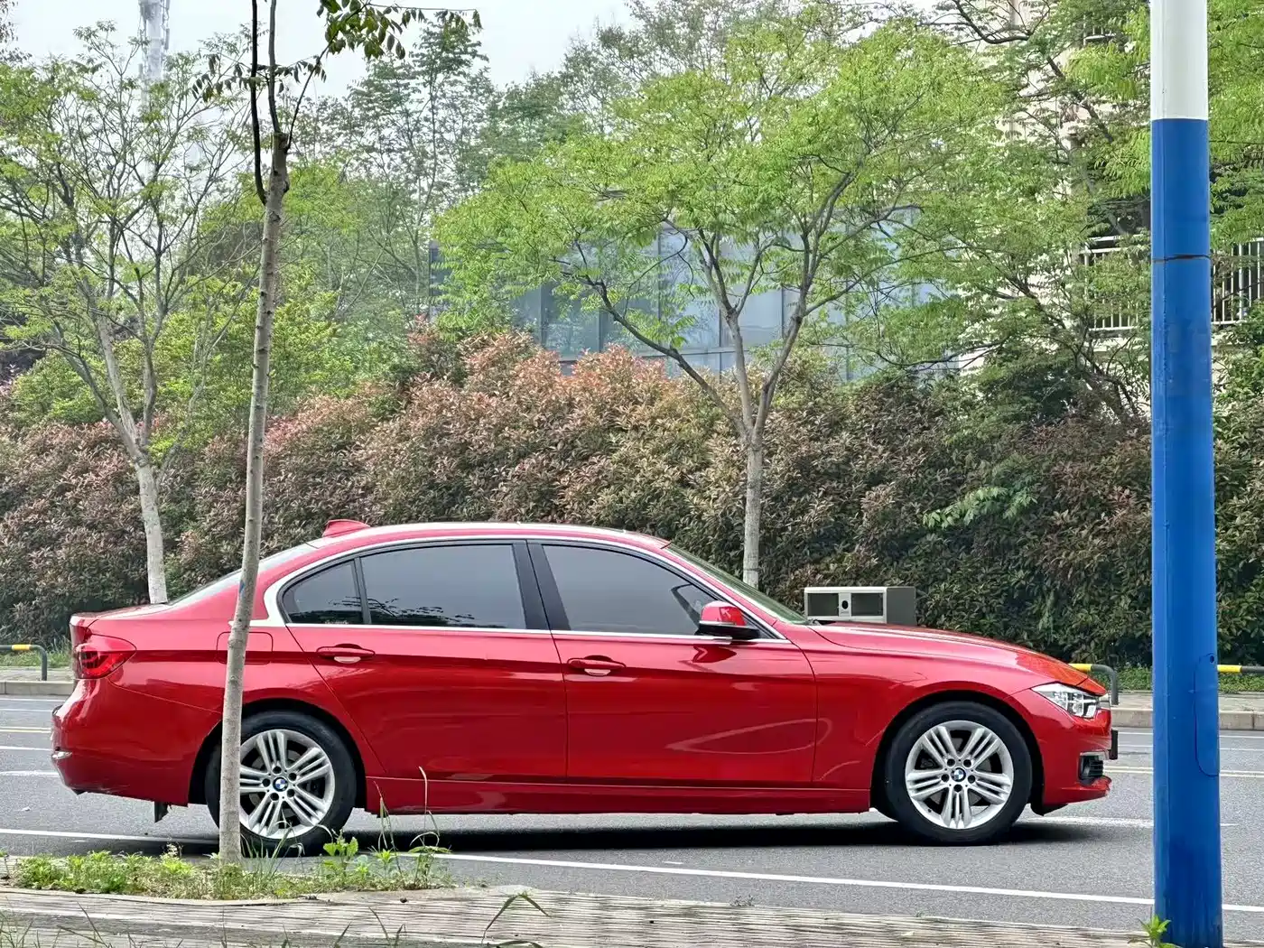 BMW 3 Series 2017 320Li Fashion фото 4