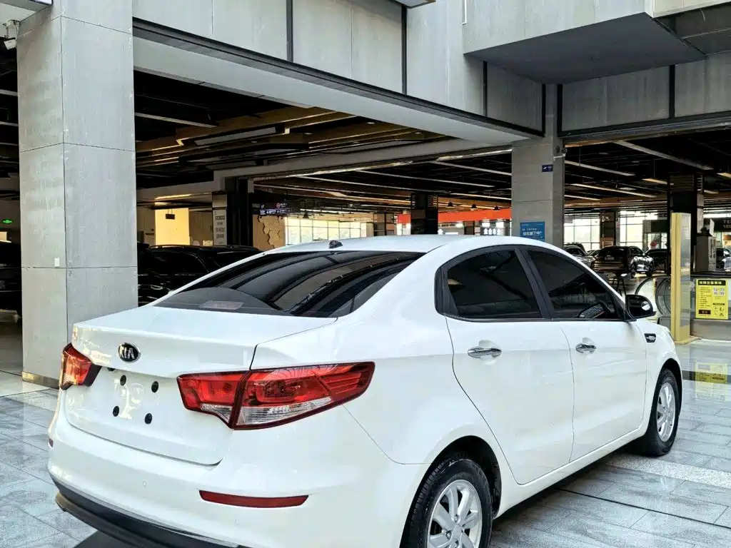Фото 4 - Kia K2