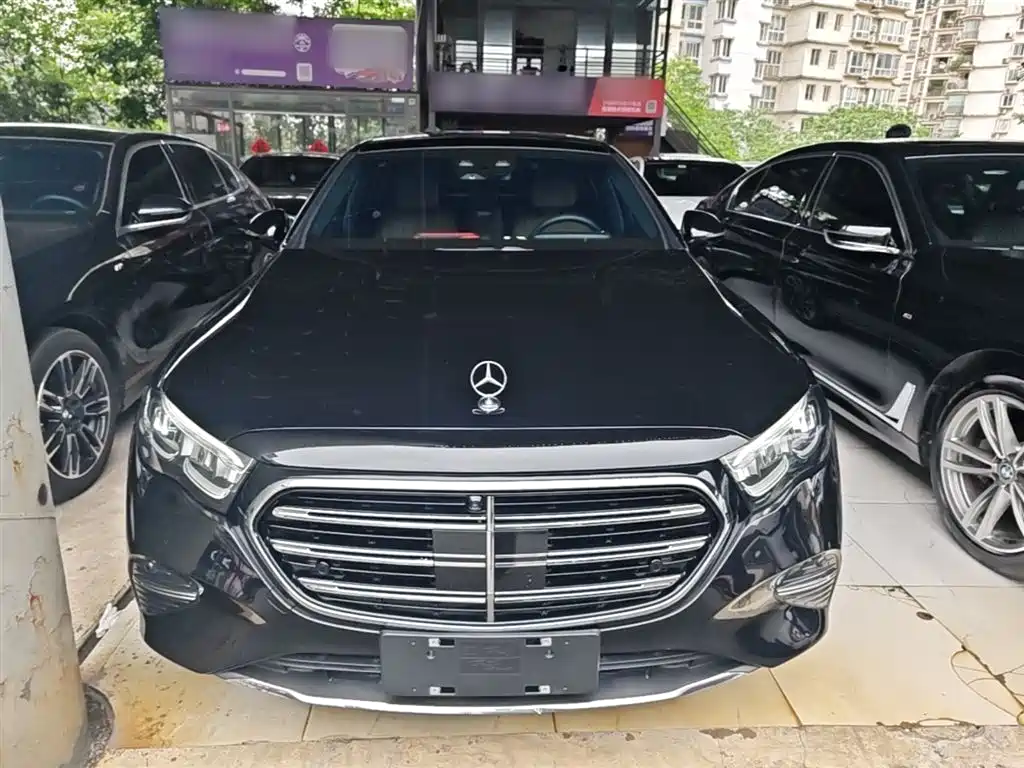 Mercedes-Benz E-Class 2024 Model E 300 L Luxury фото 3