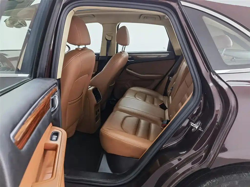 ZOTYE SR9