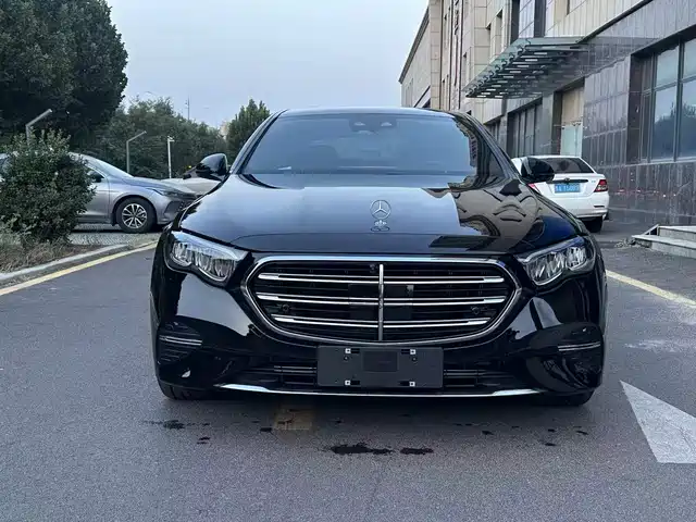 Mercedes-Benz E-Class 2025 E 300 L Fashion — фото 2