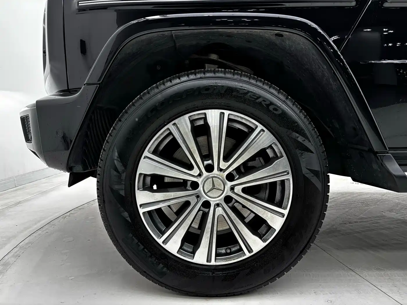 MERCEDES-BENZ G-CLASS