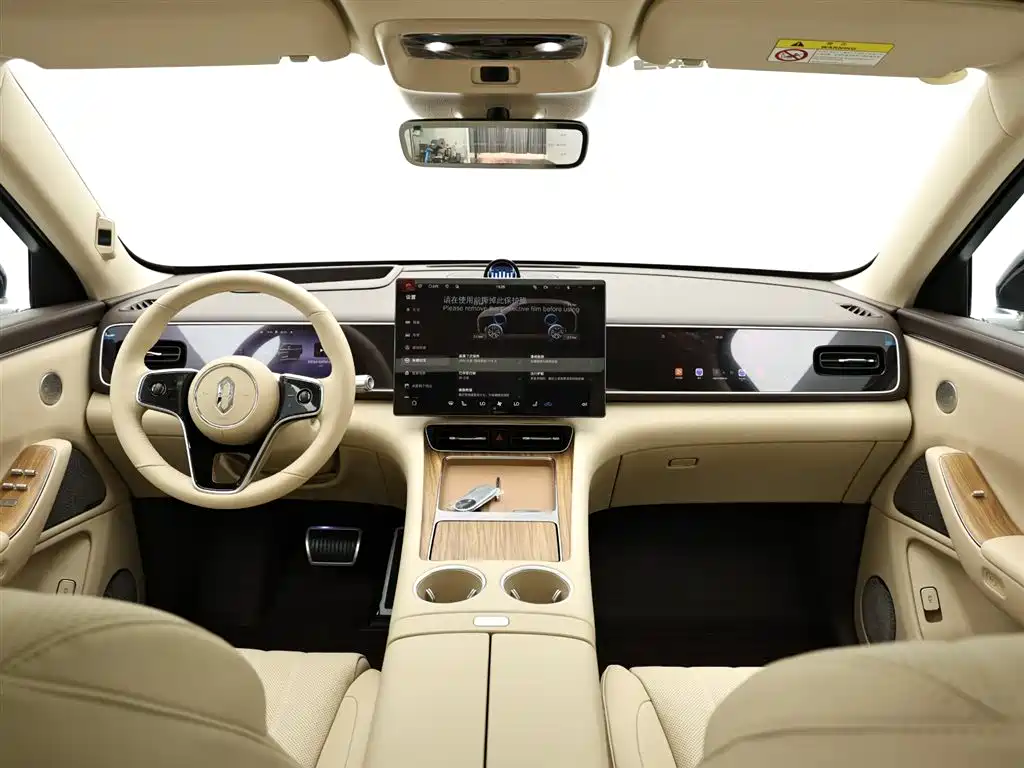 AITO Wenjie AITO M7 2026 Extended Range Max AWD 5-seater фото 15