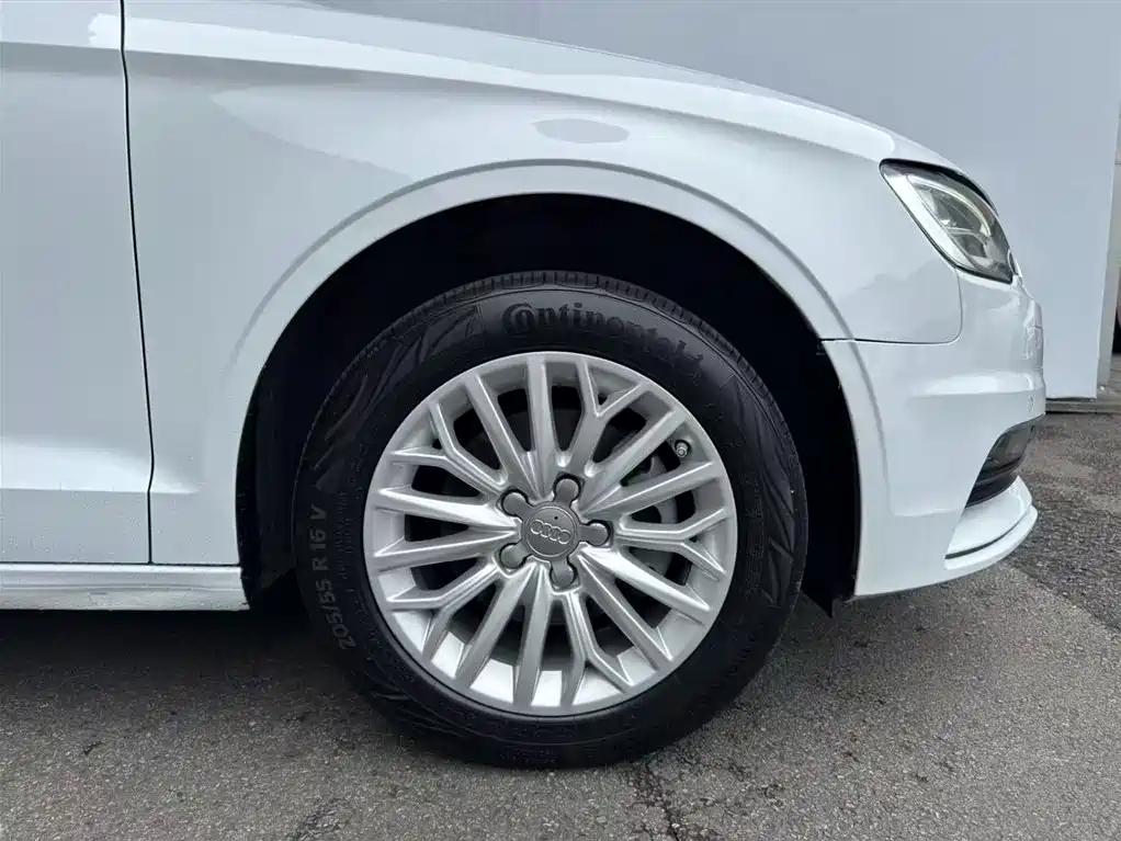 Audi A3 2015 Limousine 35 TFSI Millionth Anniversary Intelligent Leader Type фото 14