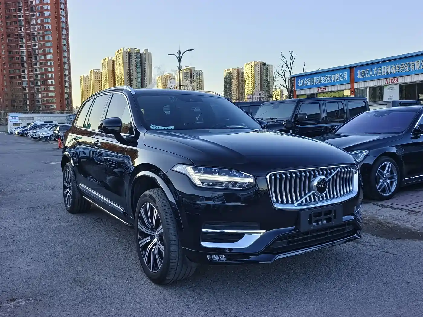 VOLVO XC90