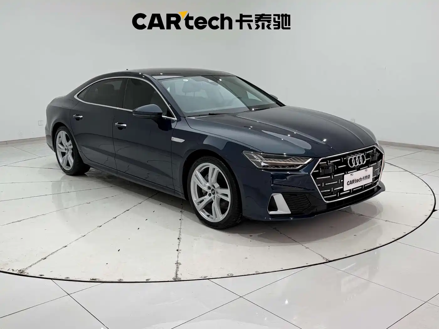 Audi A7L 2022 45 TFSI S-line Future Dream Edition фото 4