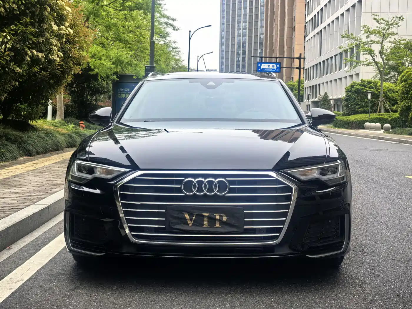 Audi A6 (Import) 2023 Avant Pioneer 40 TFSI Luxury Dynamic фото 2