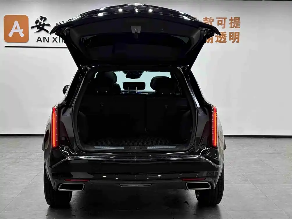CADILLAC XT5