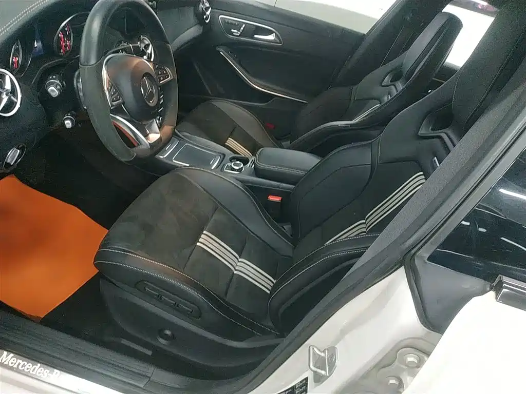 Mercedes-Benz CLA (Import) 2017 CLA 220 4MATIC Polar Limited Edition фото 11