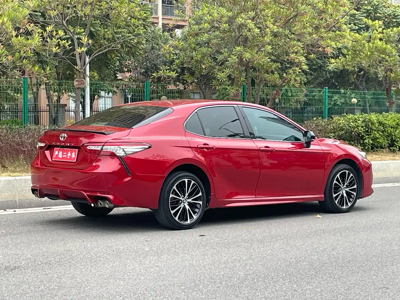 Toyota Camry 2018 2.5S Trend Edition фото 5