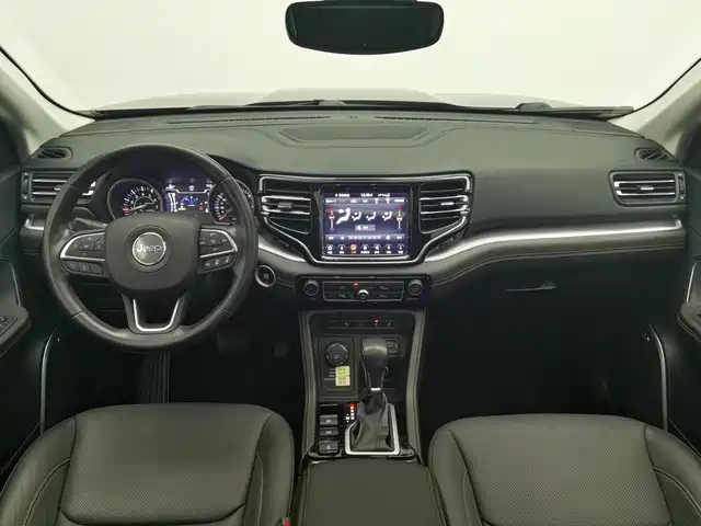 Jeep Grand Commander 2018 2.0T 4WD Intelligent Edition China VI — фото 5