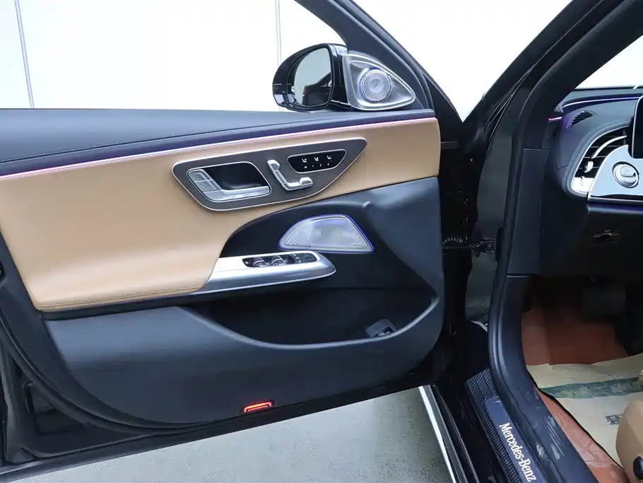 Mercedes-Benz E-Class 2025 Facelift E 300 L Luxury фото 12