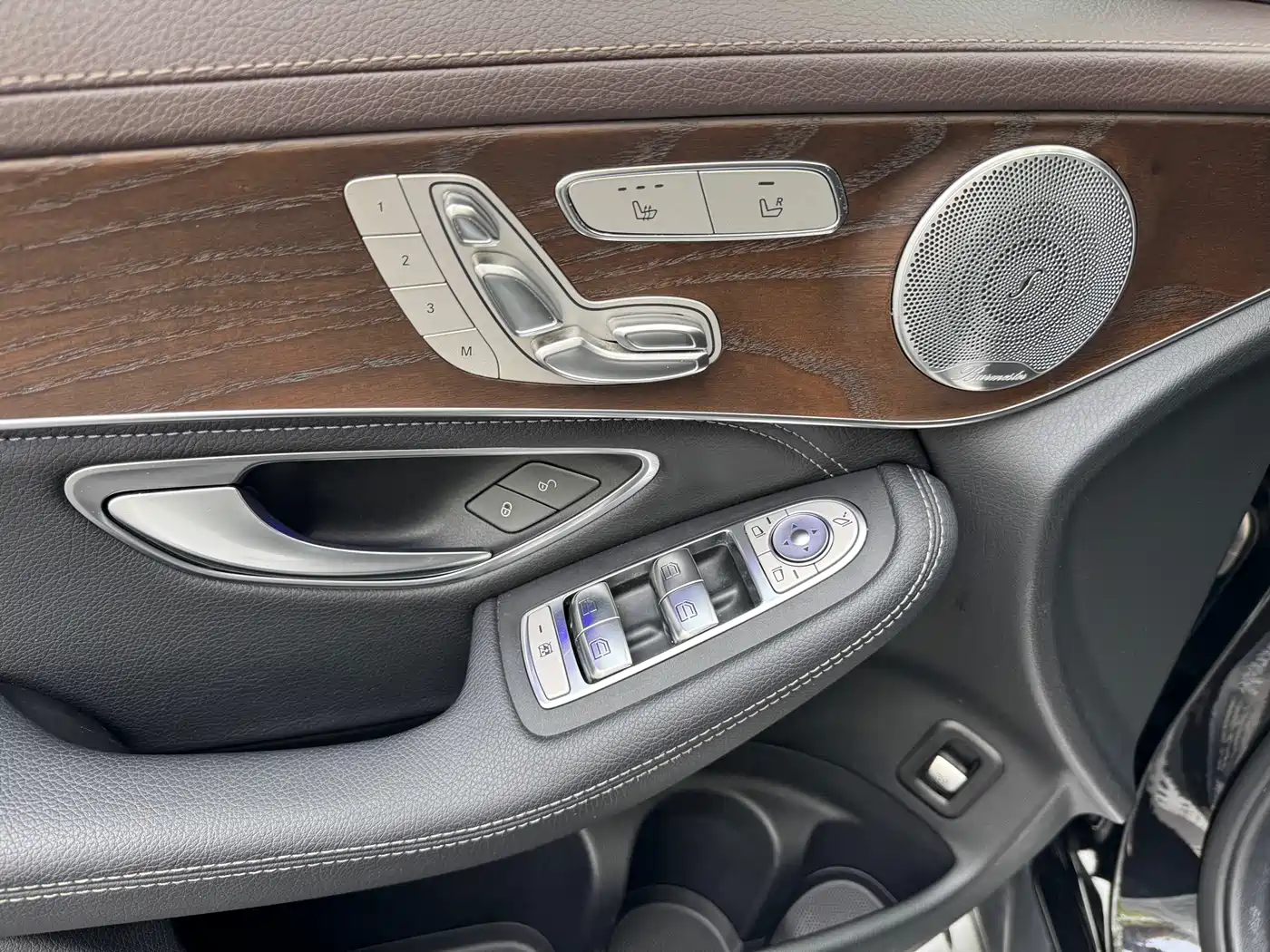 Mercedes-Benz GLC 2020 GLC 300 L 4MATIC Dynamic фото 8