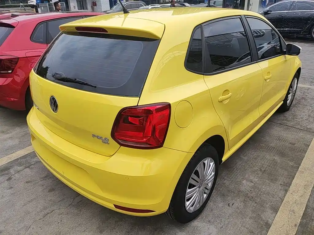Volkswagen Polo 2018 1.5L Auto Comfort фото 7