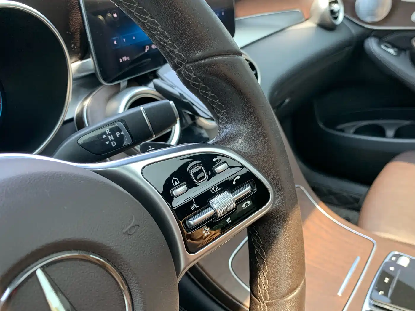 Mercedes-Benz GLC 2020 Facelift GLC 300 L 4MATIC Dynamic фото 25