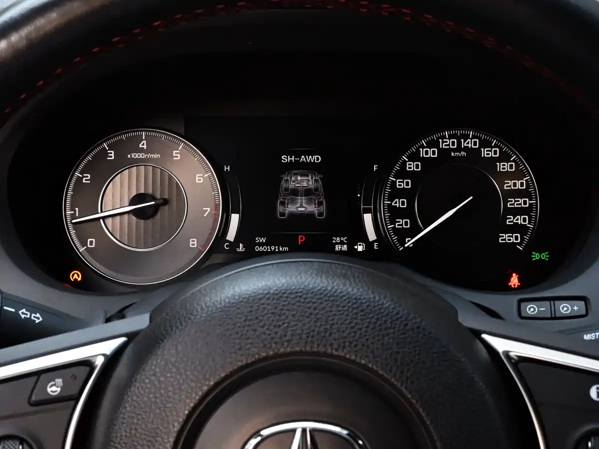 Photo 18 - Acura RDX