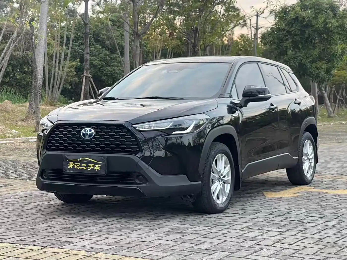 Toyota Corolla Cross 2024 2.0L Smart Hybrid Dual Engine Pioneer Edition