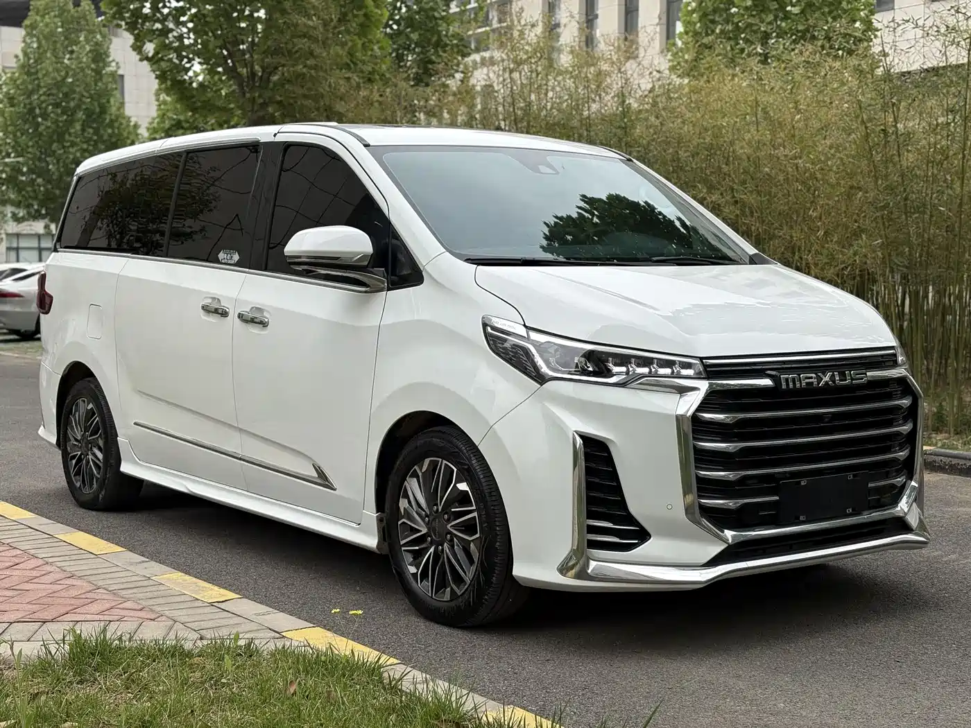 SAIC Maxus Maxus G20 2021 PLUS 2.0T Gasoline Automatic Intelligent Premium Edition фото 3