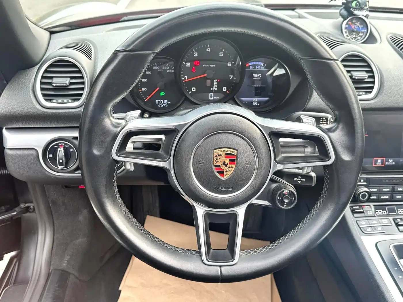 Porsche 718 2018 Boxster 2.0T фото 10