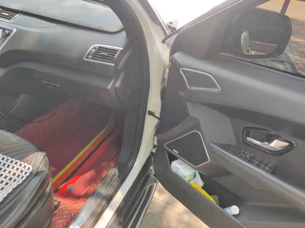 Landwind X7 2016 2015 2.0T Panorama Premium