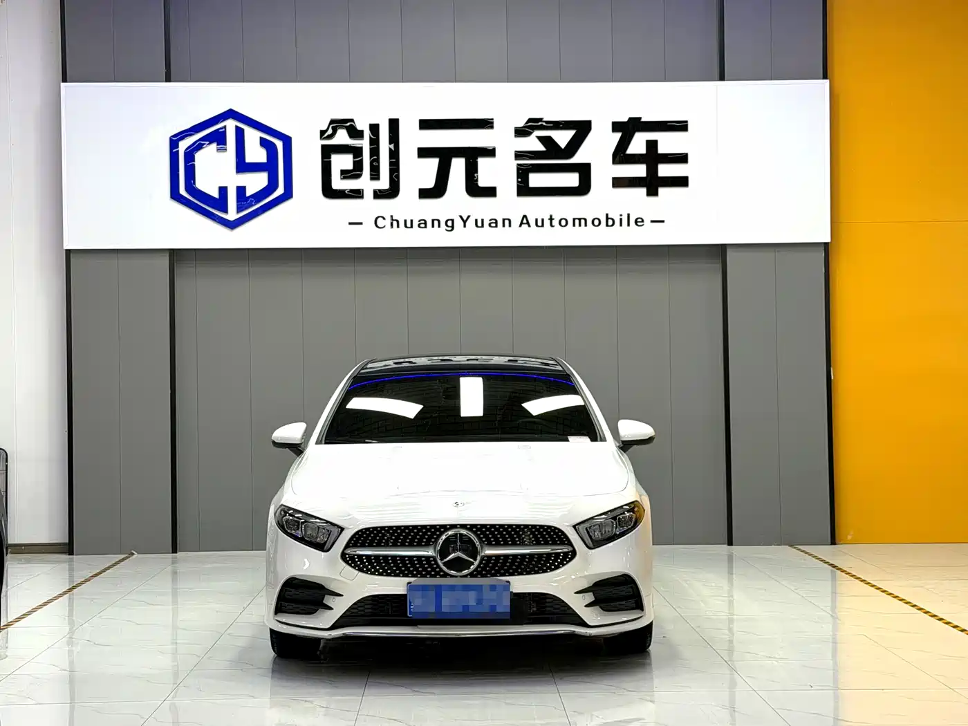 Mercedes-Benz A-Class 2021 A 200 L Sport Sedan Fashion Edition фото 2