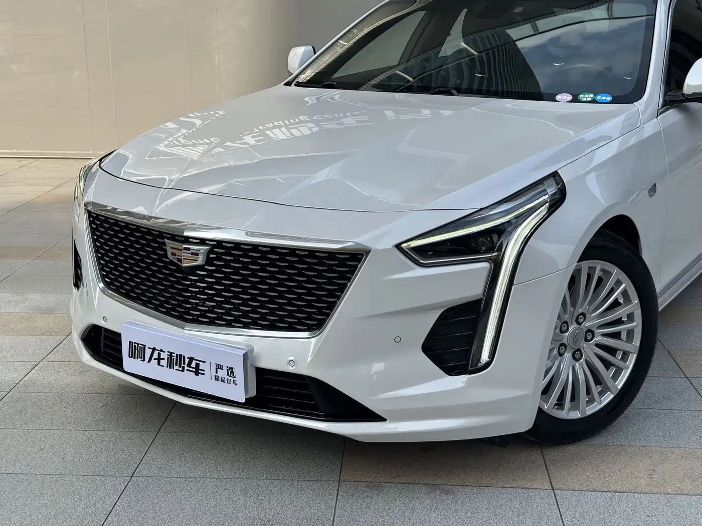 CADILLAC CT6