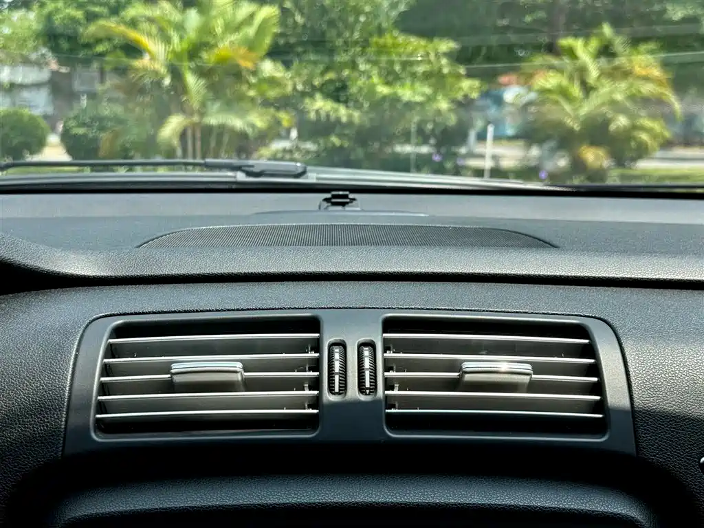 Mercedes-Benz R-Class 2014 R 320 4MATIC Luxury фото 29